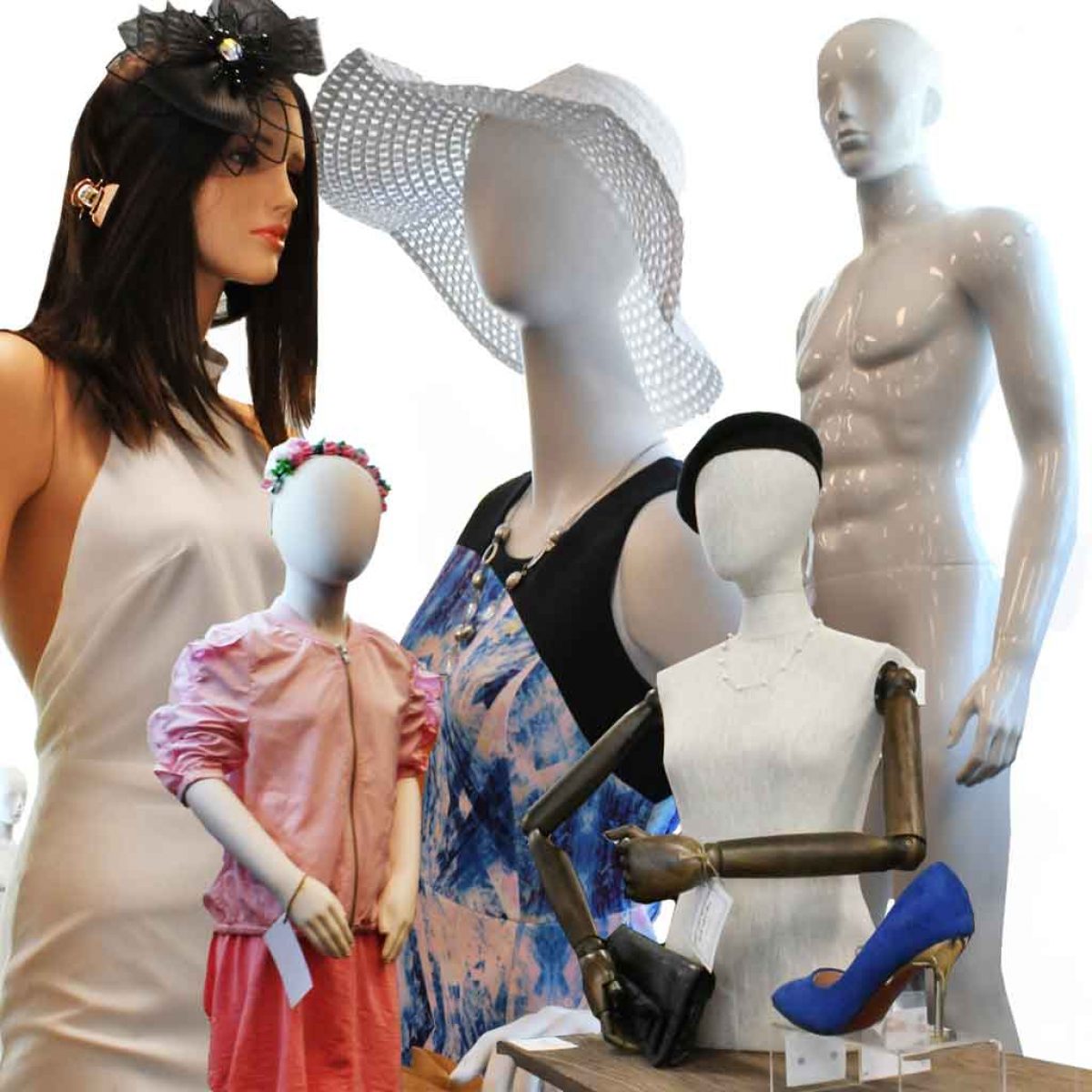 Mannequins, the shopper influencer.