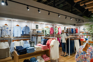Tommy Bahama-Apex Display Retail Fitout-01