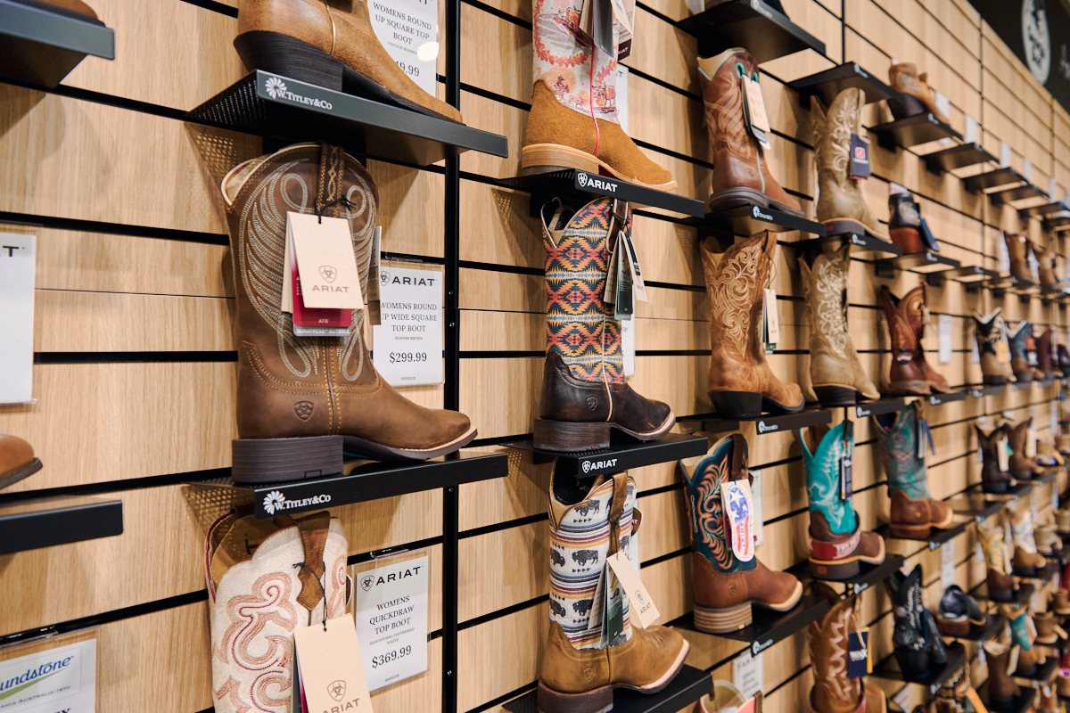 Titleys Slatwall with Boots