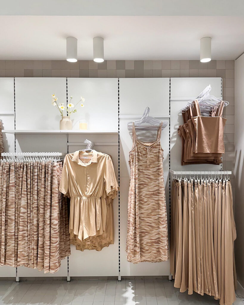 UniSlot Wallmount in Fayt the Label Hawthorn store